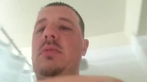 texasbig422 online show from April 17, 2026, 3:31 am