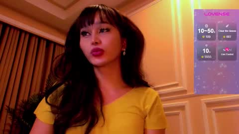 th3r3sa online show from November 4, 2025, 6:18 pm