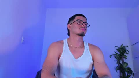 thadeo_king online show from May 9, 2026, 2:06 am