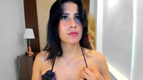 Sweet Thais  online show from October 17, 2025, 12:30 pm