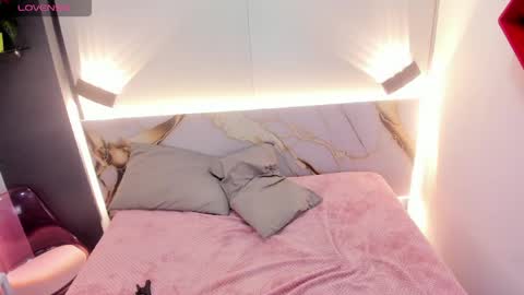       online show from May 23, 2026, 2:06 am