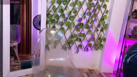 thalia  online show from February 28, 2025, 6:21 am