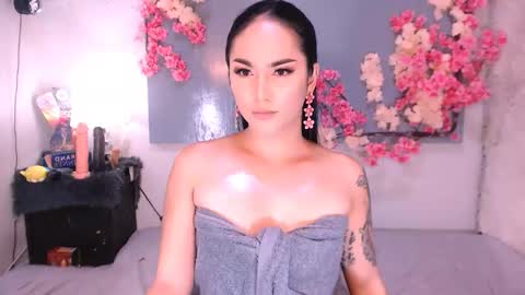 Thalia online show from October 18, 2025, 10:38 am