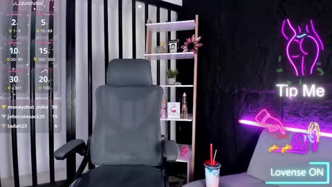 Thalia online show from September 10, 2025, 5:18 am