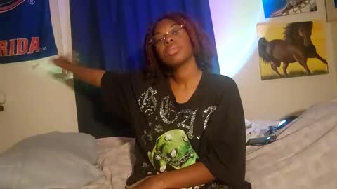 Snapshot of thaliagodiva chatting on June 9, 2026, 2:45 am thaliagodiva online show from June 9, 2026, 2:45 am