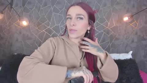 THALIRA ANGELS online show from June 26, 2026, 1:04 pm