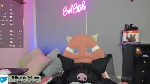 Snapshot of thamara_cooper_ chatting on April 29, 2026, 6:03 pm thamara_cooper_ online show from April 29, 2026, 6:03 pm