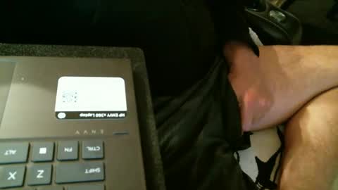 Snapshot of thameslee chatting on December 20, 2024, 3:14 am Thames online show from December 20, 2024, 3:14 am