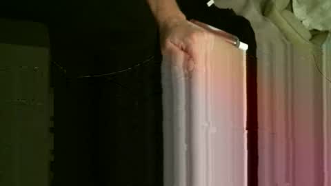 Snapshot of thameslee chatting on January 6, 2026, 11:07 pm Thames online show from January 6, 2026, 11:07 pm