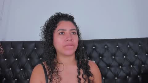 thara webstter online show from January 11, 2025, 2:47 pm