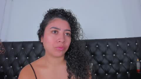 thara webstter online show from January 24, 2025, 11:37 am