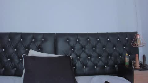 thara webstter online show from February 4, 2025, 2:43 pm