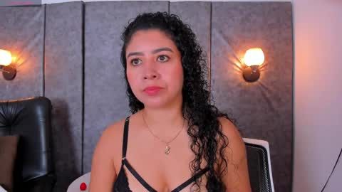Snapshot of thara_webstter chatting on May 16, 2026, 11:42 am thara webstter online show from May 16, 2026, 11:42 am