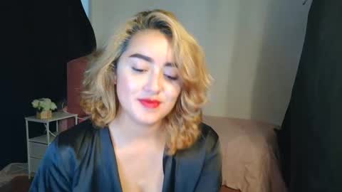   online show from November 18, 2025, 4:33 pm