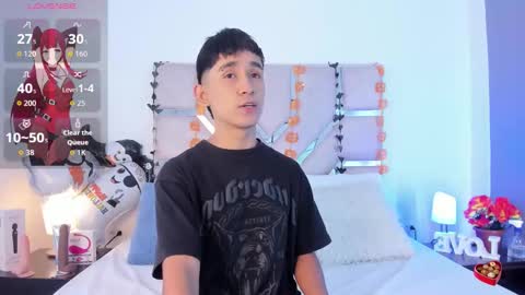 Thayler  online show from October 14, 2025, 11:22 am