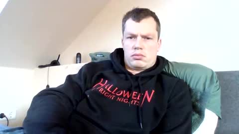 Snapshot of the___rocky200 chatting on February 25, 2026, 9:08 am Dennis online show from February 25, 2026, 9:08 am