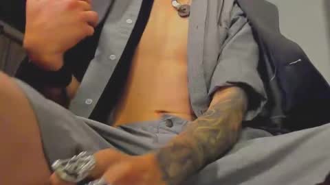 GIORGGIO online show from February 24, 2025, 9:53 am