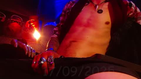 GIORGGIO online show from September 17, 2025, 10:50 am