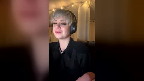 the_arctic_beaty online show from March 1, 2026, 10:45 pm