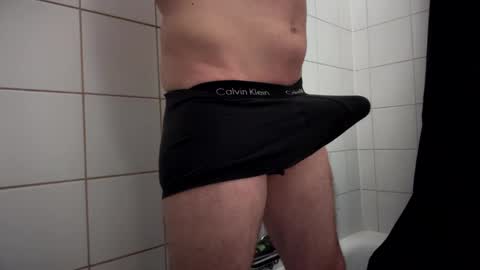 the_delicious_19 online show from March 12, 2025, 4:56 pm