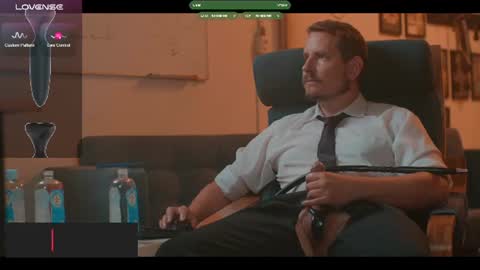Snapshot of the_dilf chatting on June 15, 2026, 8:49 am The DILF - online show from June 15, 2026, 8:49 am