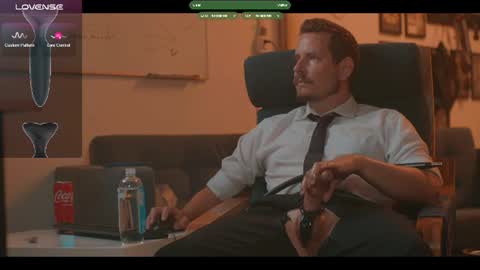 Snapshot of the_dilf chatting on June 24, 2026, 8:35 am The DILF - online show from June 24, 2026, 8:35 am
