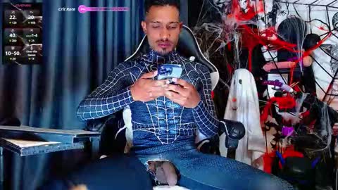 the dog lian online show from October 29, 2025, 12:18 pm