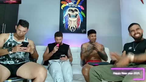 SCOTT  THEO  KAMERON  GENDERSON online show from January 23, 2025, 12:25 am