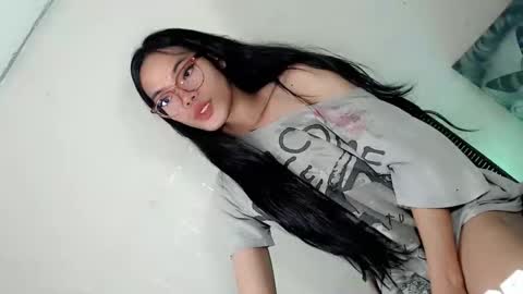 the_horny_bella online show from March 31, 2026, 1:22 pm