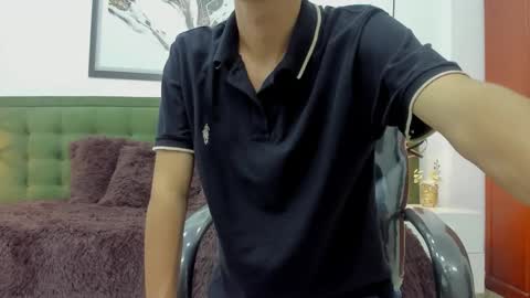   T H E    M A R K   K I N G online show from December 19, 2025, 5:09 pm