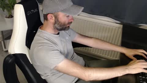 Snapshot of the_sensual_masturwait chatting on September 8, 2025, 7:02 pm the_sensual_masturwait online show from September 8, 2025, 7:02 pm