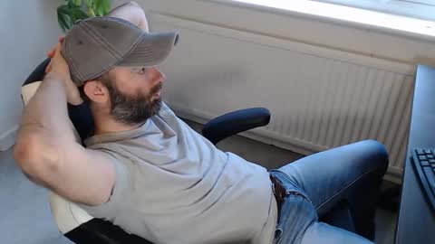 Snapshot of the_sensual_masturwait chatting on September 28, 2025, 7:47 am the_sensual_masturwait online show from September 28, 2025, 7:47 am