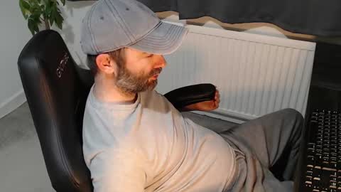 Snapshot of the_sensual_masturwait chatting on November 3, 2025, 7:59 pm the_sensual_masturwait online show from November 3, 2025, 7:59 pm