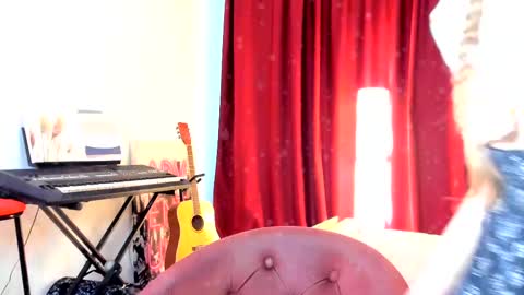 Ally    STREAMING ON TWITCH NOW Check my Twitter for updates online show from February 12, 2025, 10:24 am