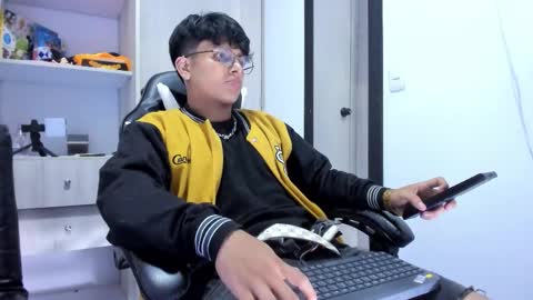 Danny online show from October 7, 2025, 6:10 am