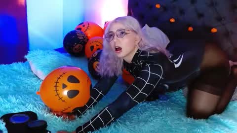 Snapshot of thea_aphros chatting on October 25, 2025, 2:30 am Diosa Afrodita online show from October 25, 2025, 2:30 am