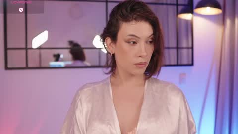 Snapshot of thea_ome chatting on May 15, 2026, 11:56 pm Thea online show from May 15, 2026, 11:56 pm