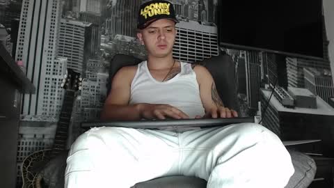 Miguel Angel online show from December 21, 2024, 4:30 am