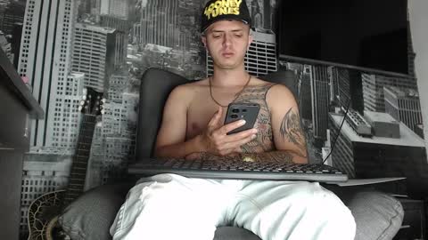 Miguel Angel online show from December 21, 2024, 10:39 am
