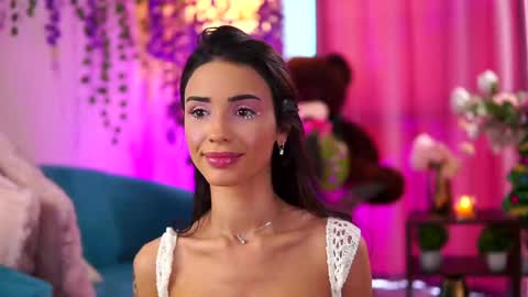 Ayana online show from December 19, 2024, 1:07 pm