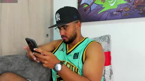 theblack_frank online show from April 21, 2026, 11:16 am