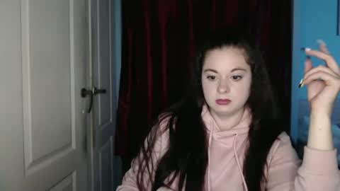 raissa online show from October 18, 2025, 6:08 pm