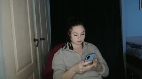 raissa online show from April 8, 2026, 6:08 pm