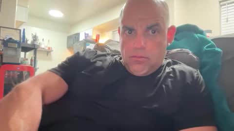 theBuzz777 online show from April 25, 2026, 4:26 am