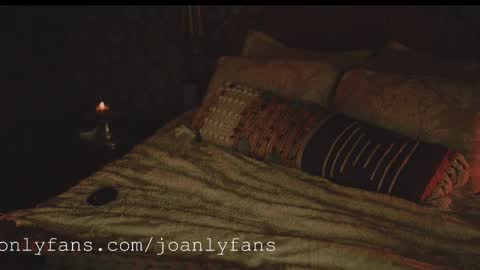 Joan online show from October 19, 2025, 7:47 pm