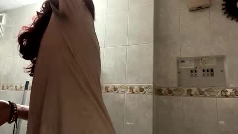 Paulette online show from December 16, 2025, 10:37 pm