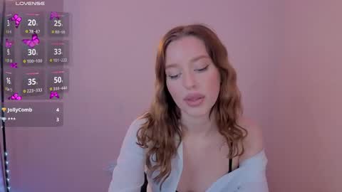 Olivia online show from April 22, 2026, 7:04 pm