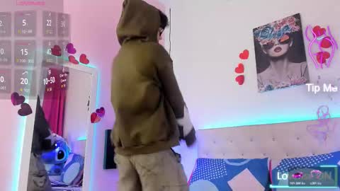 ethan online show from October 18, 2025, 5:35 pm