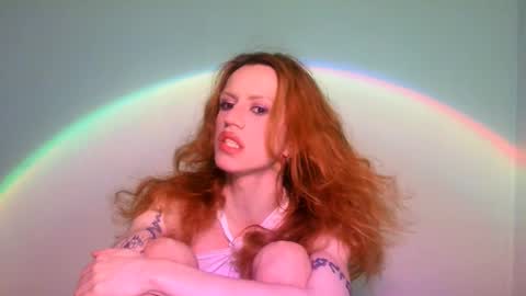 Snapshot of thedollxxxperience chatting on February 18, 2025, 9:09 pm Yolanda online show from February 18, 2025, 9:09 pm