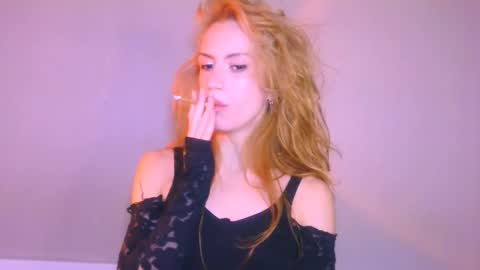 Snapshot of thedollxxxperience chatting on February 3, 2026, 6:02 pm Yolanda online show from February 3, 2026, 6:02 pm